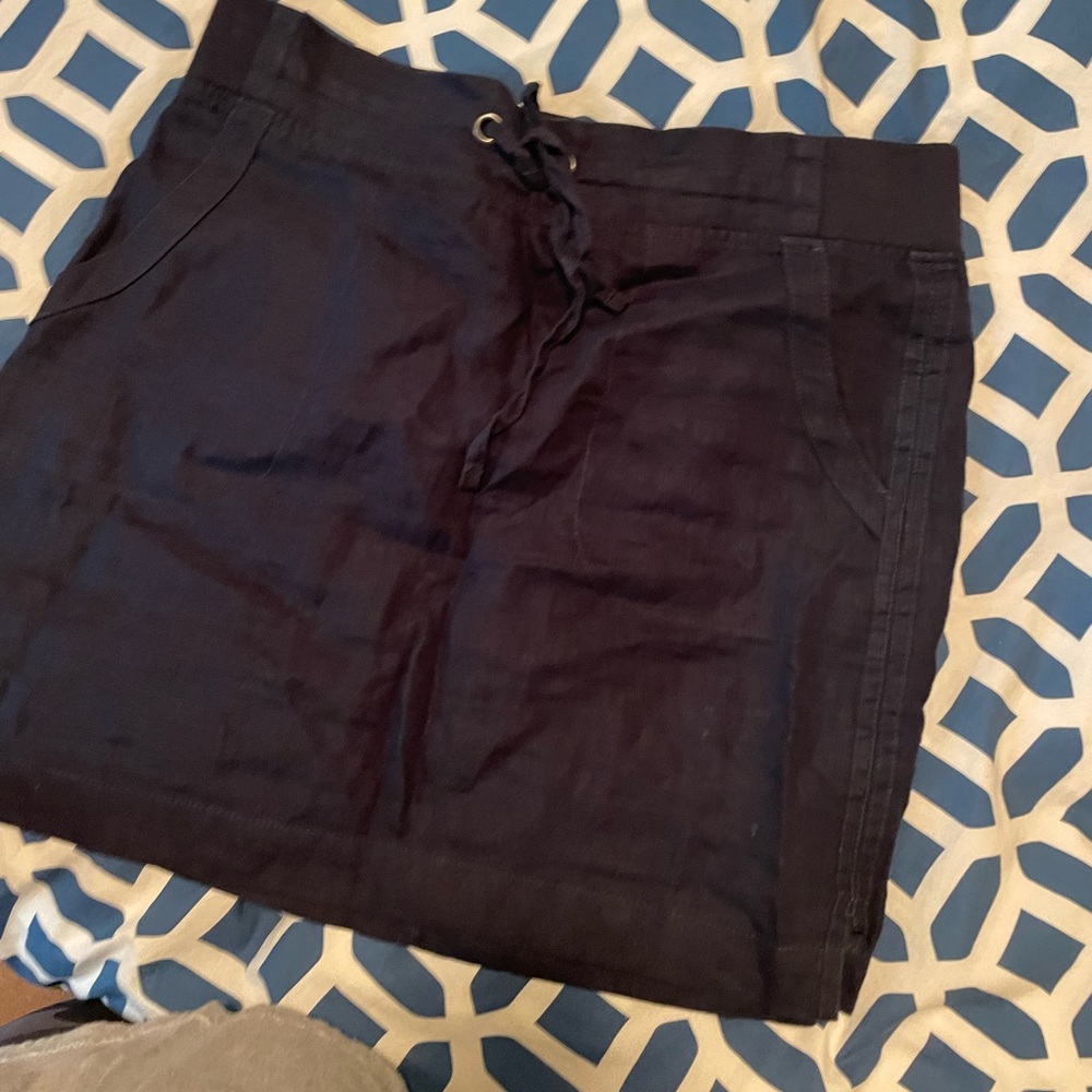 Athleta navy mini linen skirt. Sz8 - womens. Drawstring & pockets